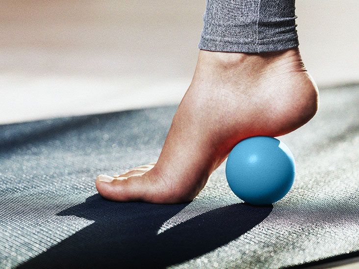 How to Strengthen Your Feet With Floor Texture