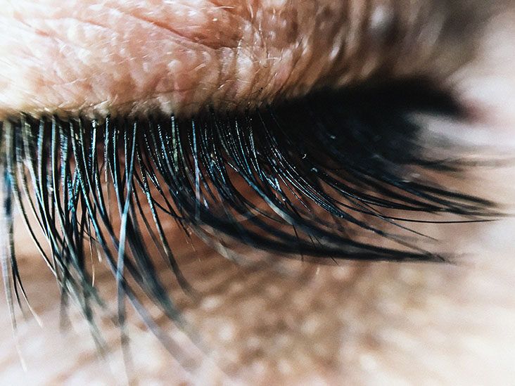 Are Sleep Masks Damaging Your Eyelashes?