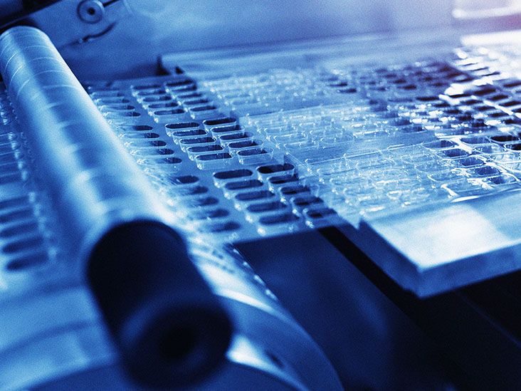 Which drugs cause liver damage?