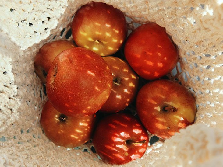 Apple seeds: Are they poisonous?