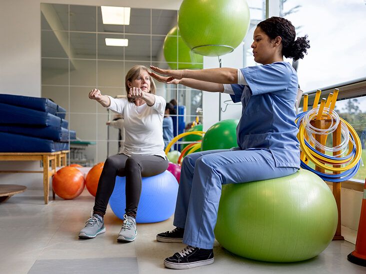 How can occupational therapy help people with Huntington's disease?