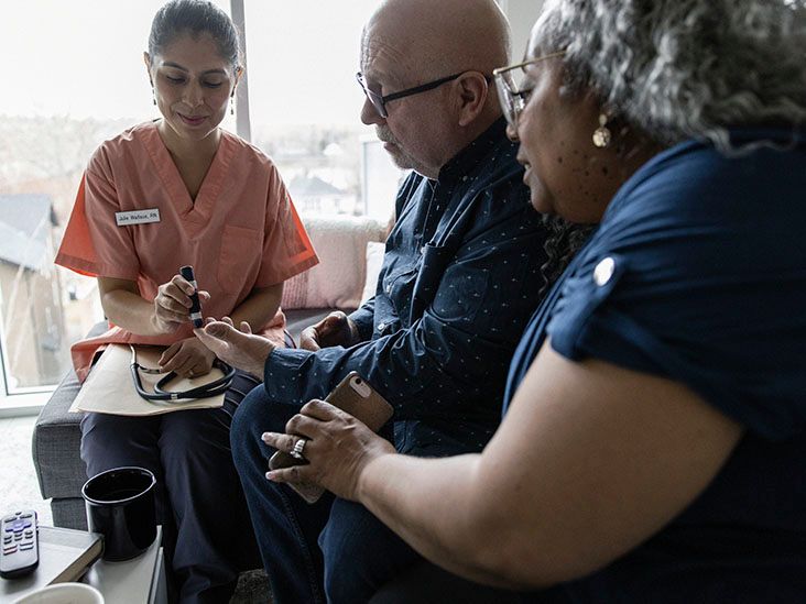 Is it possible to have high ketones with normal blood sugars?