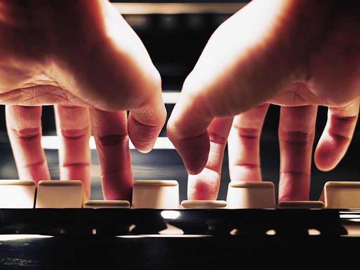  1. 音楽の演奏を学ぶ (またはただ聴くだけ)