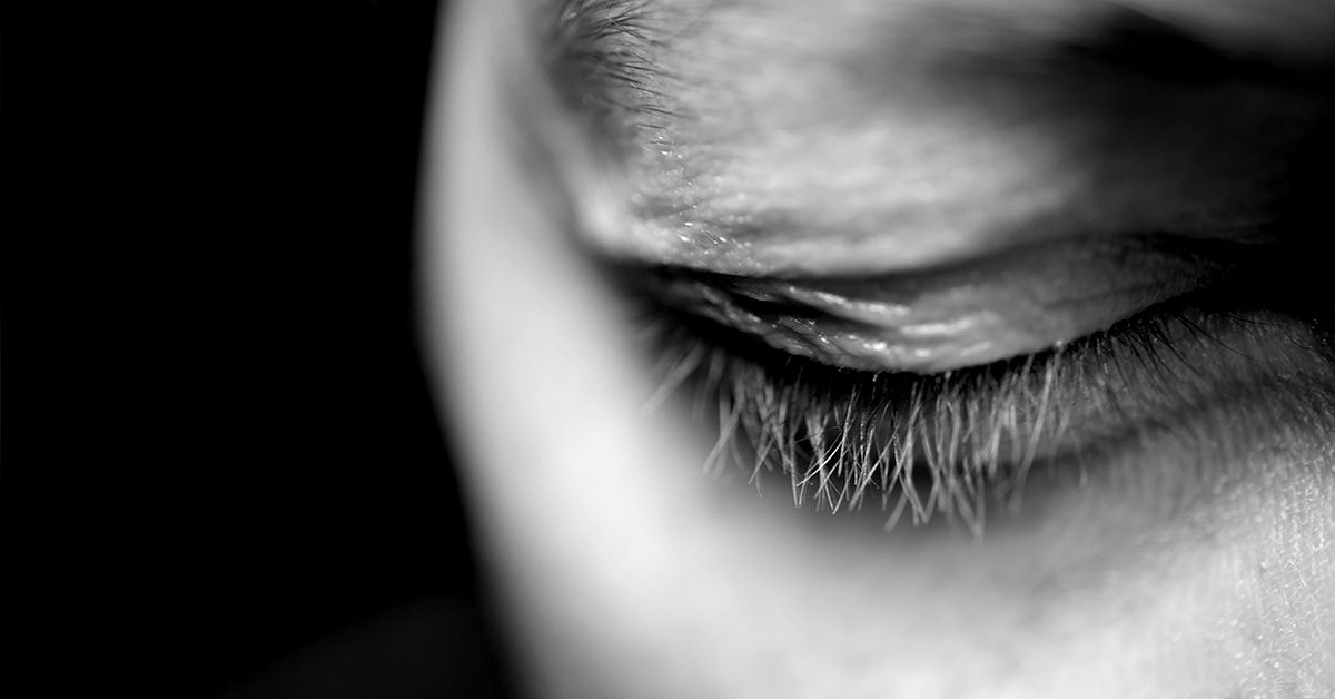 Punctal plugs Side effects and relief