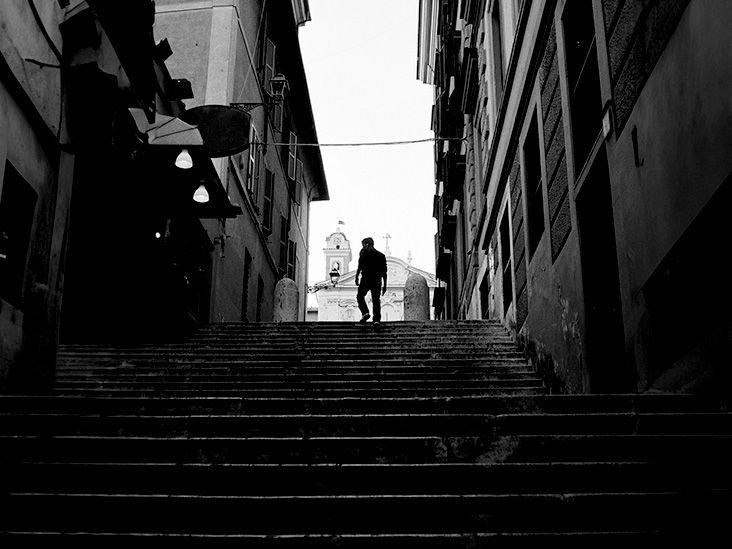 Heart disease: Climbing stairs daily may help cut risk by 20%