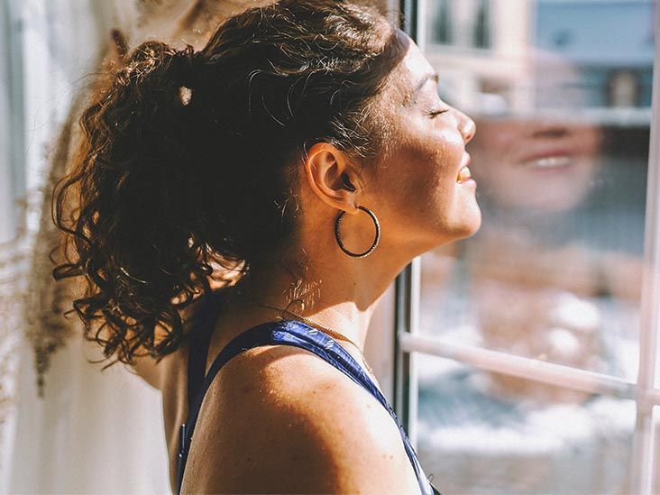 Sunlight and aging Signs, pictures, and treatments