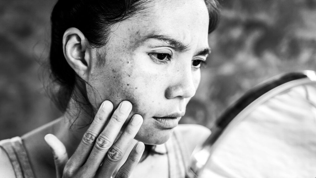 Fake Tan Could Suddenly Change Your Race (10 pics)