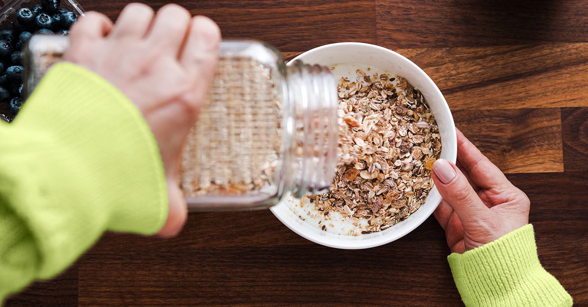 Oat allergy Symptoms, treatment, diagnosis, and alternatives