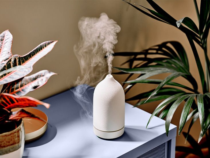 Does a humidifier help with asthma? Benefits and precautions to take