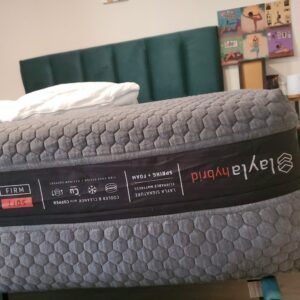 Layla hybrid mattress photo of end of mattress showing product label and material texture