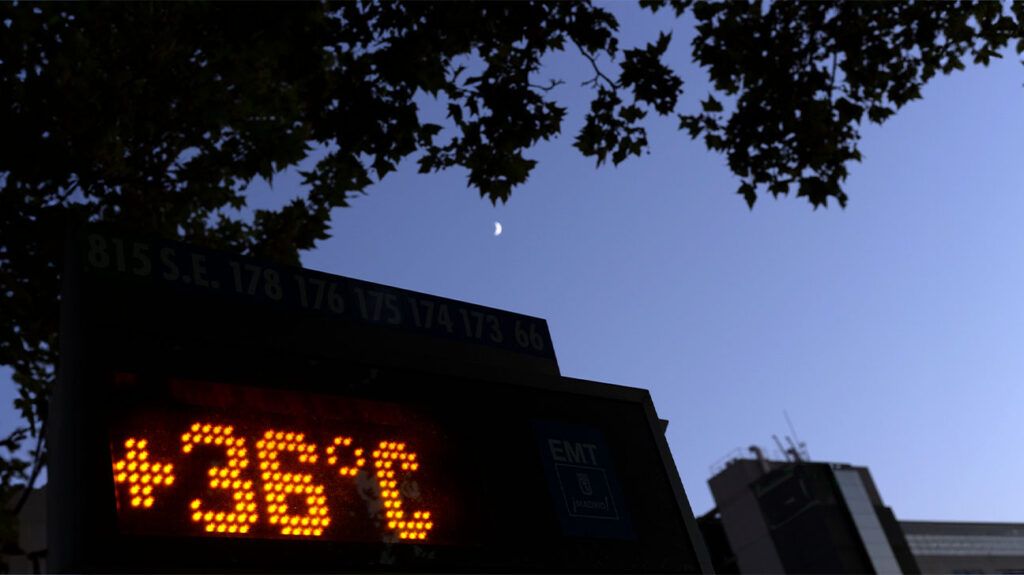 A 36 celsius temperature LED display outside a building