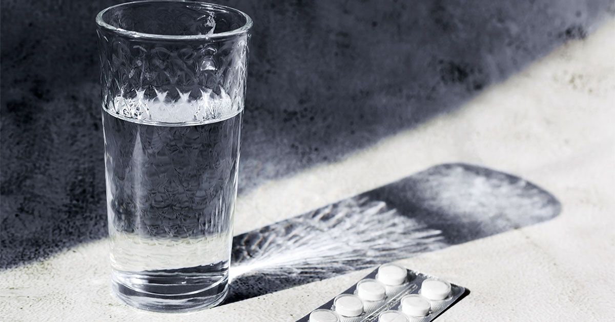Pill stuck in throat: What to do next