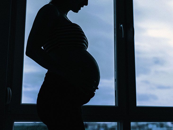 Belly band benefits: Pros and cons of maternity support products