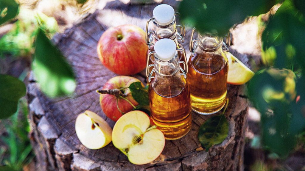 Apple cider vinegar detox: Effects and risks