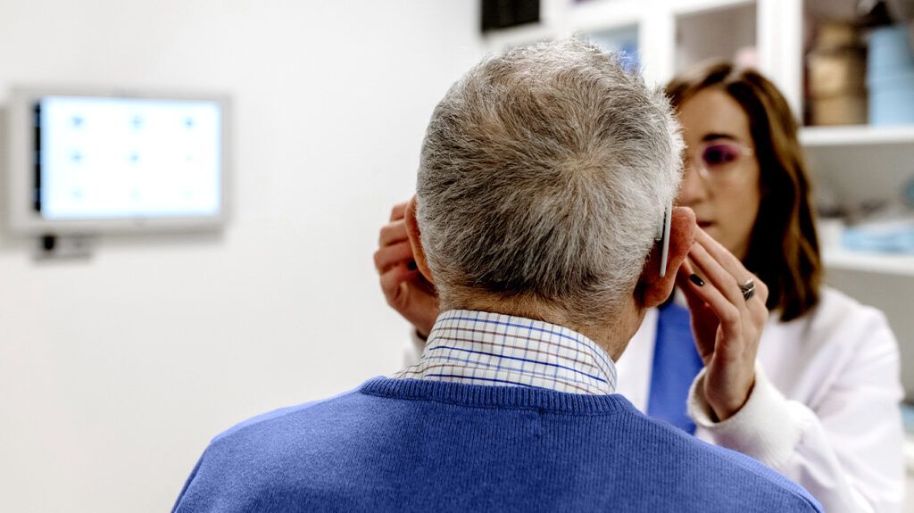 Routine Eye Exams Could Detect Early Signs of Alzheimer’s Disease
