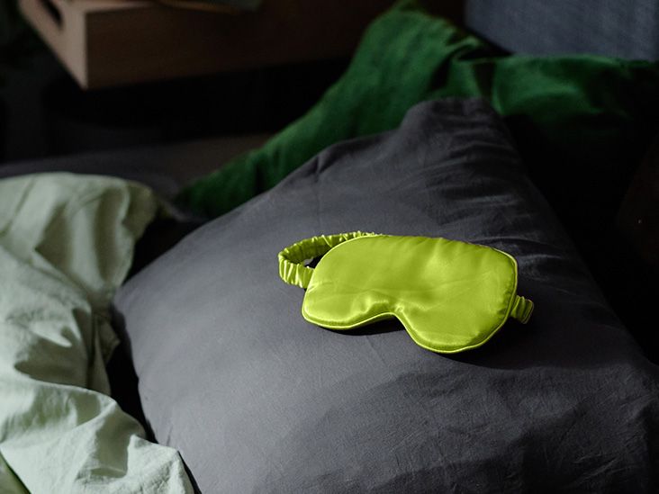 Chronic insomnia may raise dementia risk by 40%, lead to 3.5 years faster aging