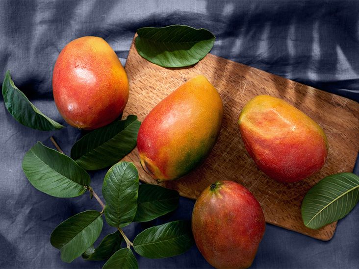 Is it OK to eat mango if you're at risk for diabetes? Experts weigh in