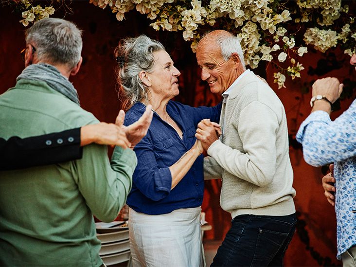 5 healthy habits may help keep the brain younger, even with chronic pain