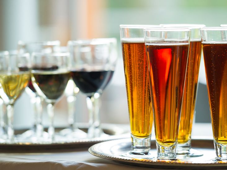 Does heavy drinking accelerate brain aging and Alzheimer’s? What the latest evidence says