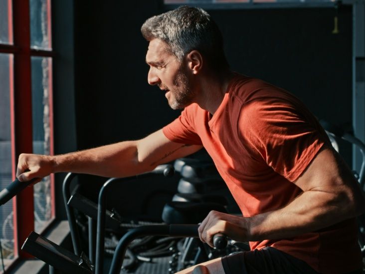 Sprints or endurance? Study finds short workouts release heart-protective proteins
