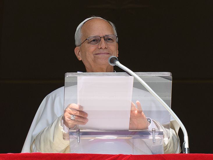 Pope Leo lung cancer diagnosis: What to know about lung adenocarcinoma