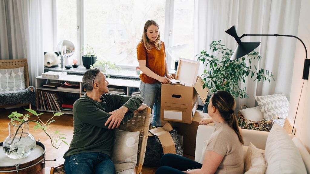 Father doesn't approve of his daughters partner but trying to give benefit of the doubt