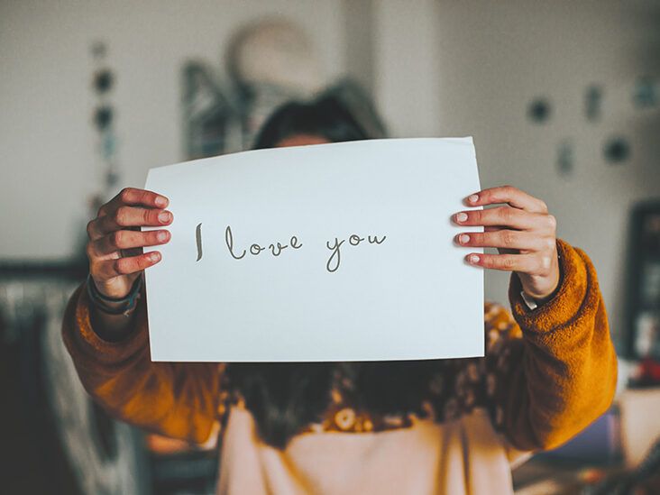 Saying 'I Love You' For the First Time: When and How
