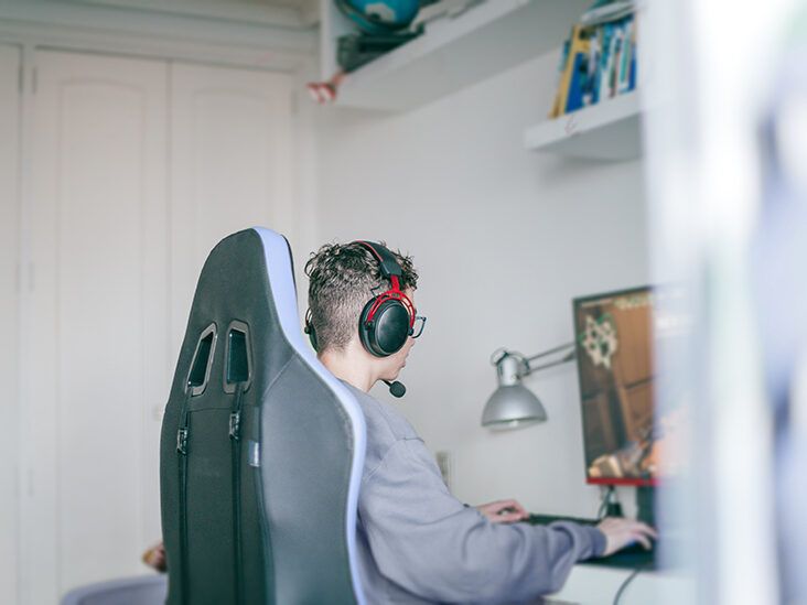 How Playing Online Games Can Help You Improve Your Problem-Solving Skills