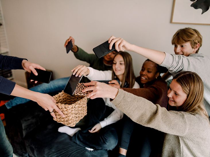 title: 'Family Technology Rules: How to Make Boundaries That Stick'
